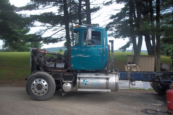 90 Mack Superliner Restoration